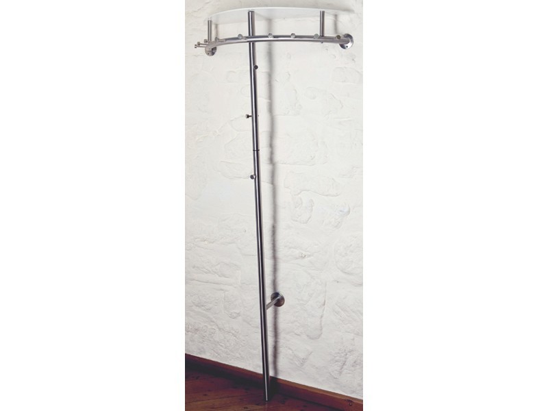 Hohe Wandgarderobe Metall matt mit Ablage
